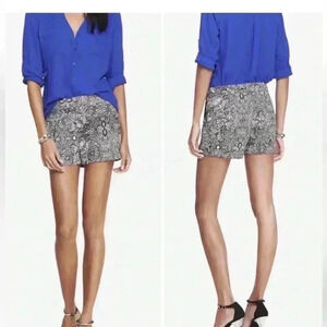 Express Black & White Paisley Pocket Shorts Size 00